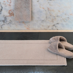 Mata Łazienkowa Graccioza Egoist 50x80 cm Fog