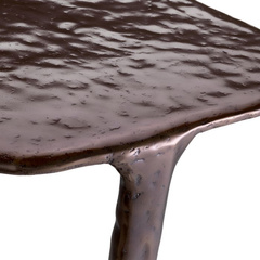 Stolik boczny Eichholtz Tigra wykończenie w kolorze brązu