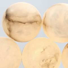 Duża lampa wisząca Kepler - 7 źródeł światła - Szczotkowane złoto