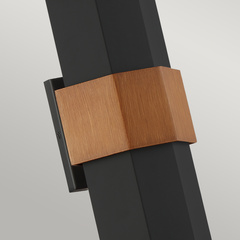 Duża latarnia naścienna Chasm LED