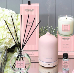 ŚWIECA ZAPACHOWA - PINK PEONY & GARDENIA CANDLE - 9x8CM - STONEGLOW - MY HONEY HOME