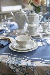 OBRUS BAWEŁNIANY BLOSSOM BLUE - 130 x 300 CM - ROSEBERRY HOME - MY HONEY HOME