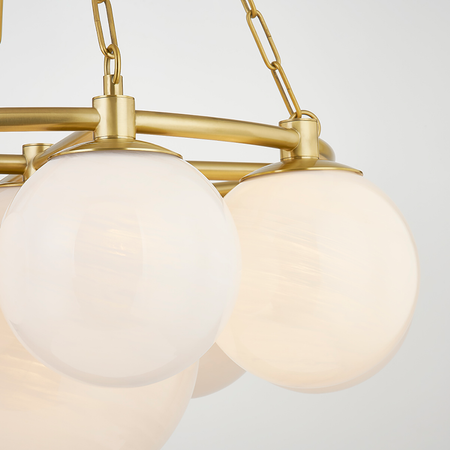 Żyrandol Thornwood kolekcji Hudson Valley Lighting