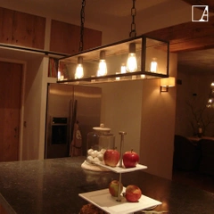 Lampa wisząca Authentage Vitrine na długim łańcuchu