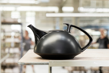 Dzbanek do herbaty TAC Black Gropius