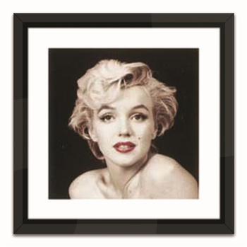 GRAFIKA MARILYN MONROE RED LIPS - 44 X 44CM - BROOKSPACE LASCELLES - MY HONEY HOME