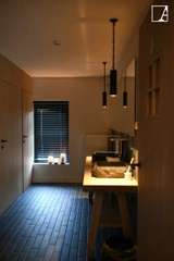 Lampa wisząca Authentage Tubelum na okrągłej podstawie