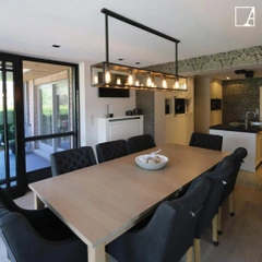 Lampa wisząca Authentage Vitrine na długiej rurze