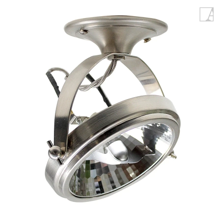 Lampa kierunkowa Authentage Centonze na zamontowanej podstawie
