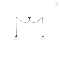 Lampa wisząca Authentage Moemoe na zamontowanej podstawie