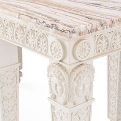 Konsola Croome Court