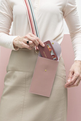 TOREBKA NA TELEFON - SOFT PINK - BY B+K - MY HONEY HOME