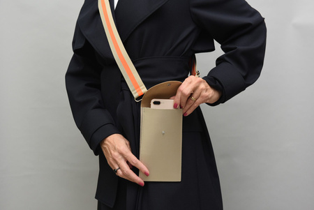 TOREBKA NA TELEFON - GOLD - BY B+K - MY HONEY HOME