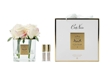 Cote Noire Kwiaty Pachnące 4 róże Blush w przezroczystym kwadratowym szkle