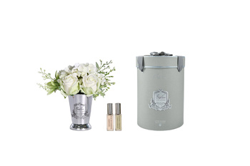 Cote Noire Kwiaty Pachnące, Letni bukiet w odcieniu zielono białym w srebrnym wazonie